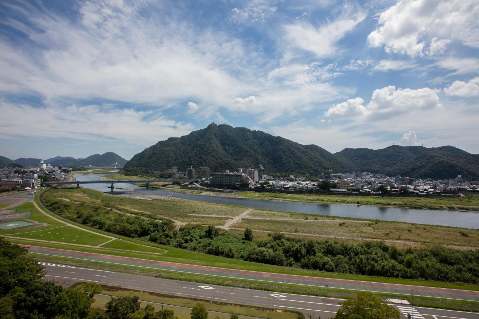 Miyako Hotel Gifu Nagaragawa Bagian luar foto